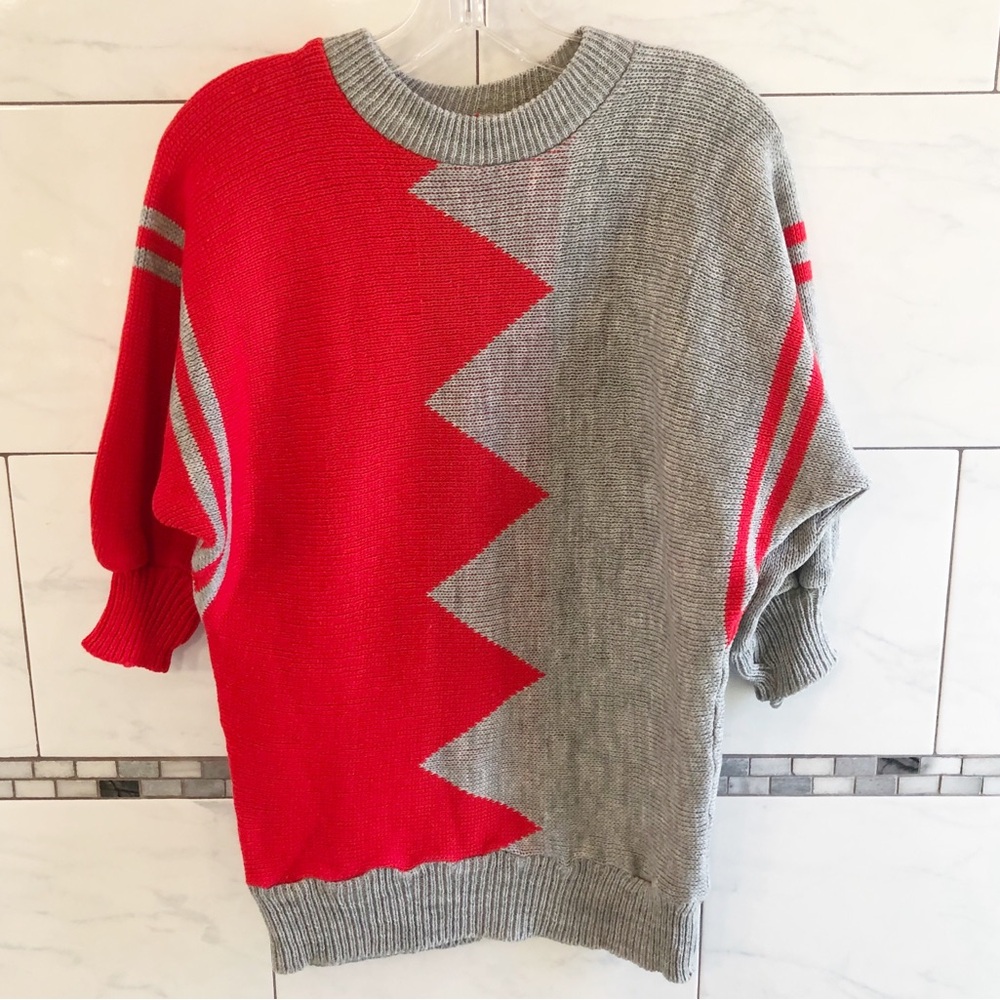 Vintage 1980’s Grey & Red Graphic Sweater, SZ Medium